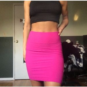 stretchy hot pink pencil skirt